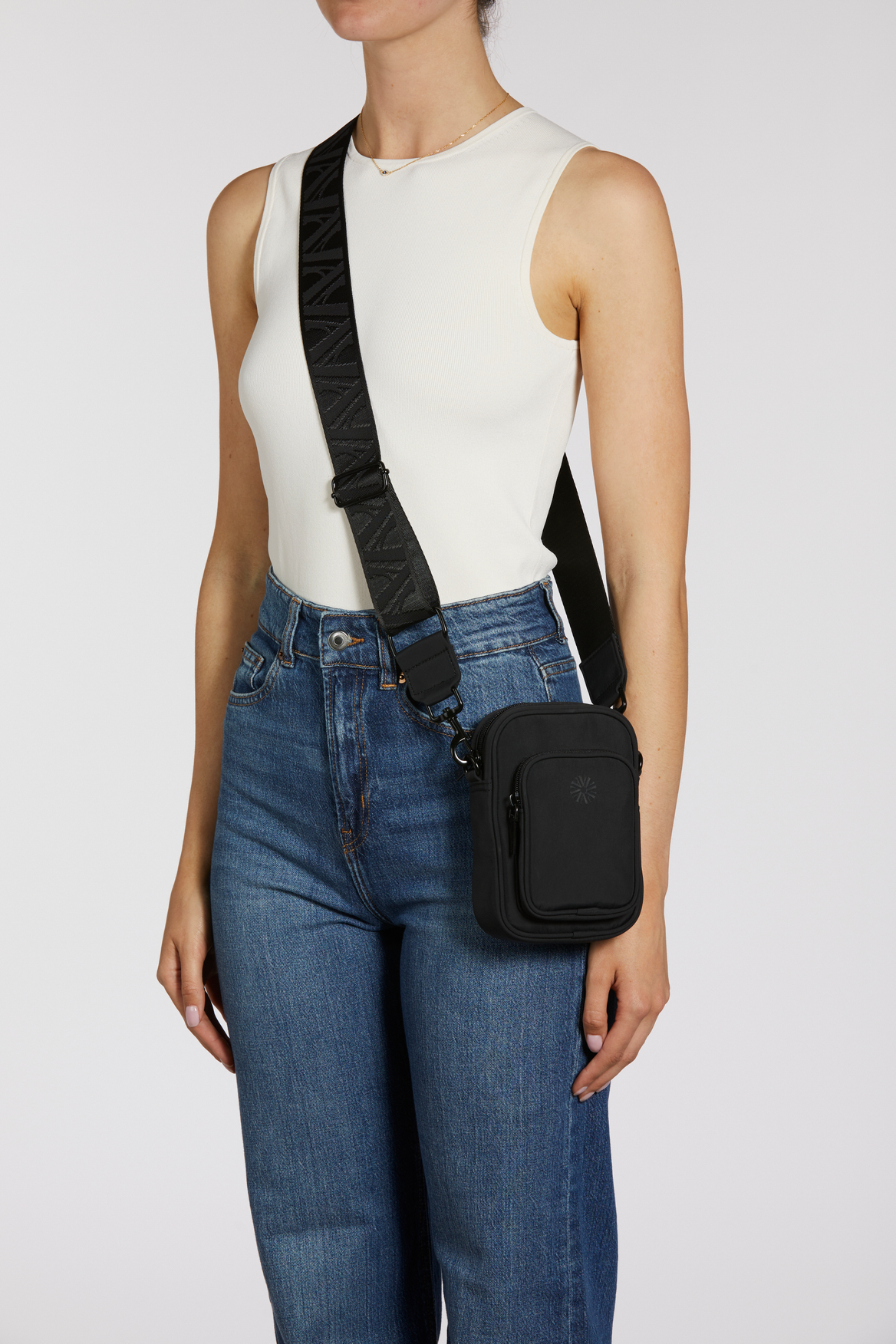Gia Y2K Phone Crossbody Bag
